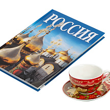 Набор «Моя Россия»: чайно-кофейная пара «Матрешка» и книга «Россия» на русском. языке